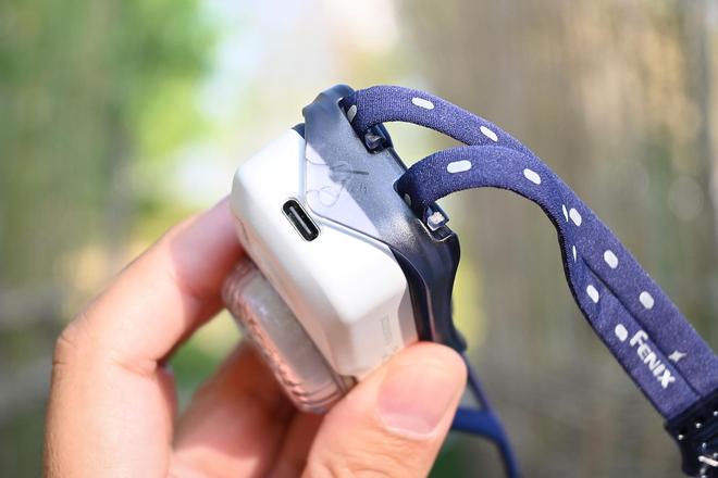 超轻超能！Fenix小魔方头灯体验让你爱不释手！(图19)